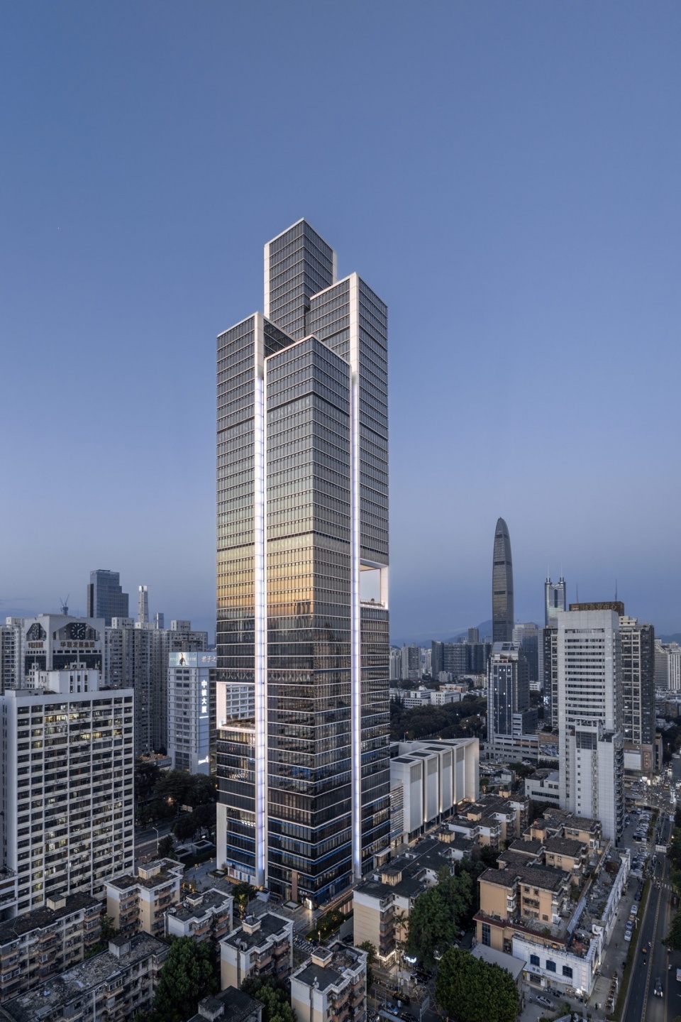 CITIC International Building in Shenzhen by gmp