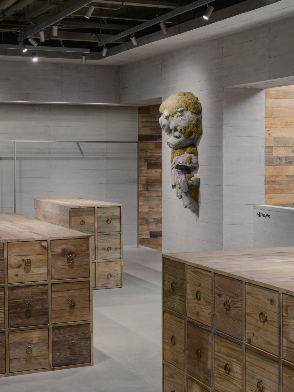 HIRONO FLAGSHIP STORE CENTRAL PLAZA by Studio Profile