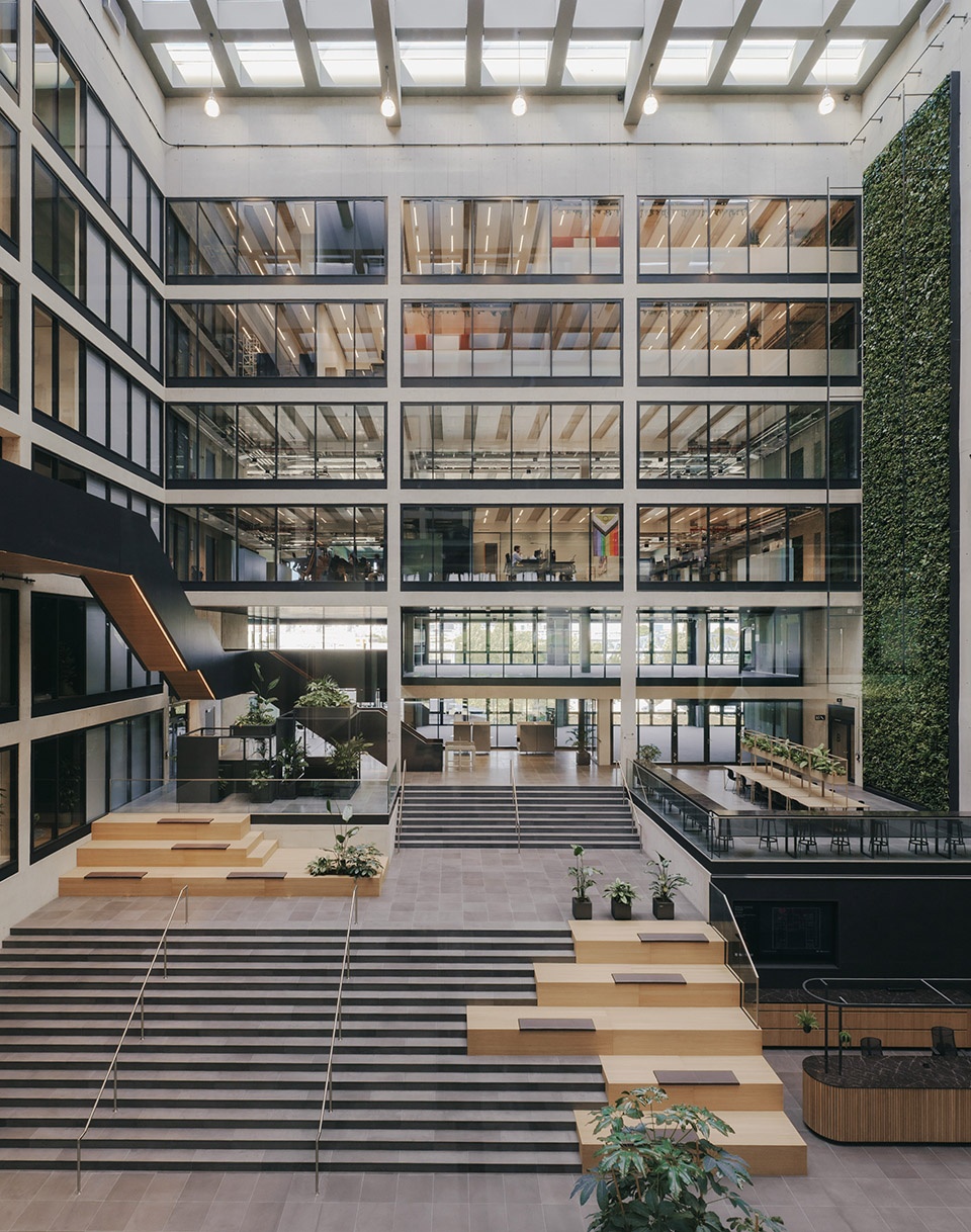 edge hafencity by henn