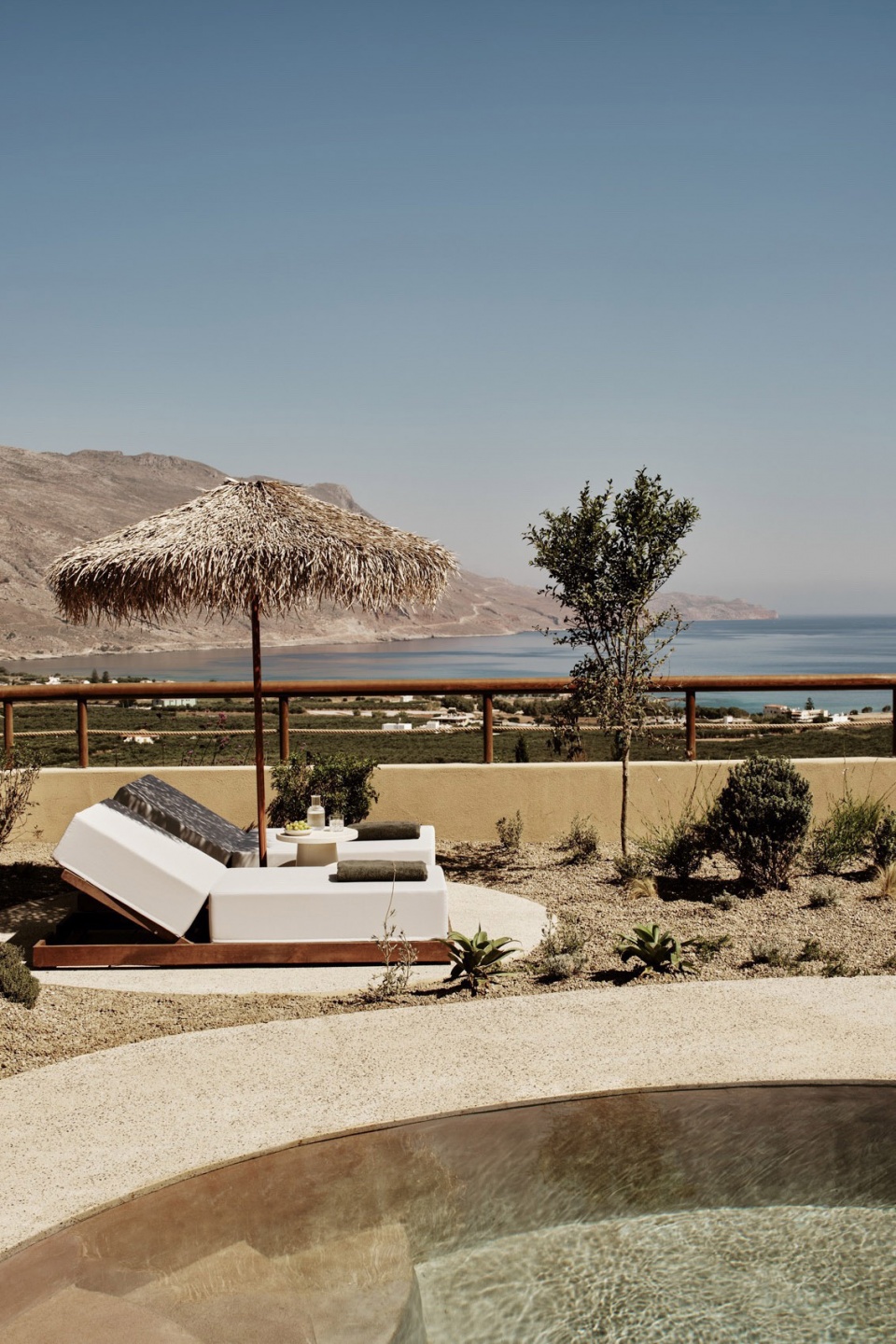 Tella Thera by Pieris Architects 8mh