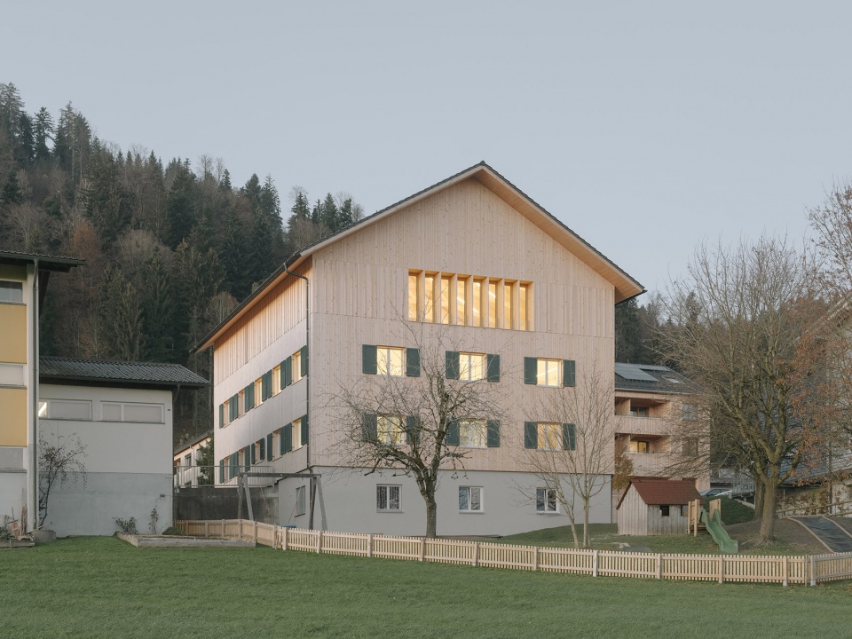 community center langen bei bregenz by mwarchitekten
