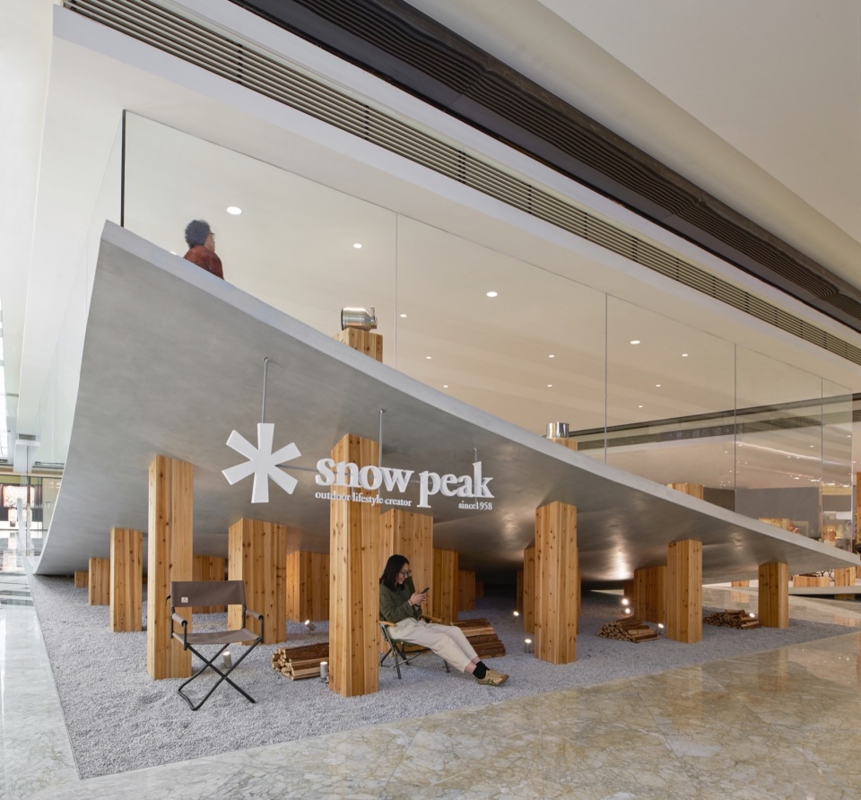 Snow Peak MATRO Department Store Suzhou by KiKi ARCHi