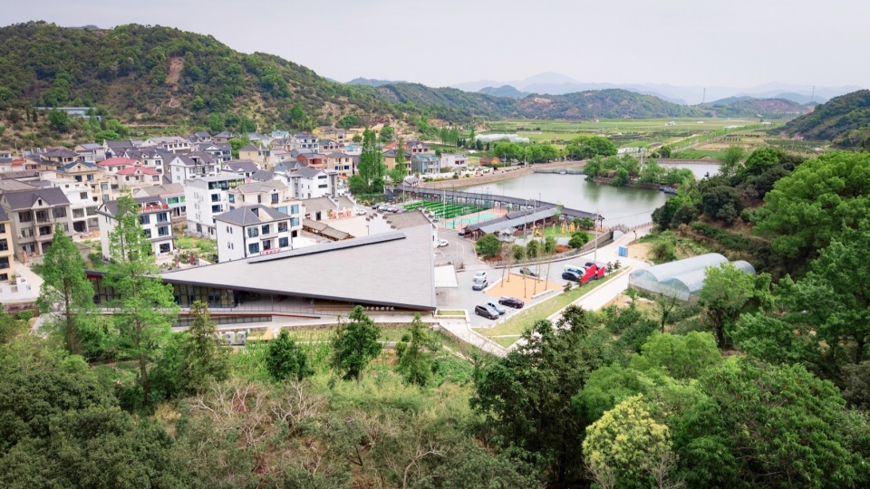 DunAo Rural Governance Academy by Benmo Union Architect Partners
