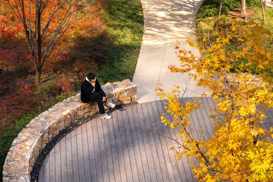 Landscape design of Alibaba Xixi Campus Park C by ASPECT Studios