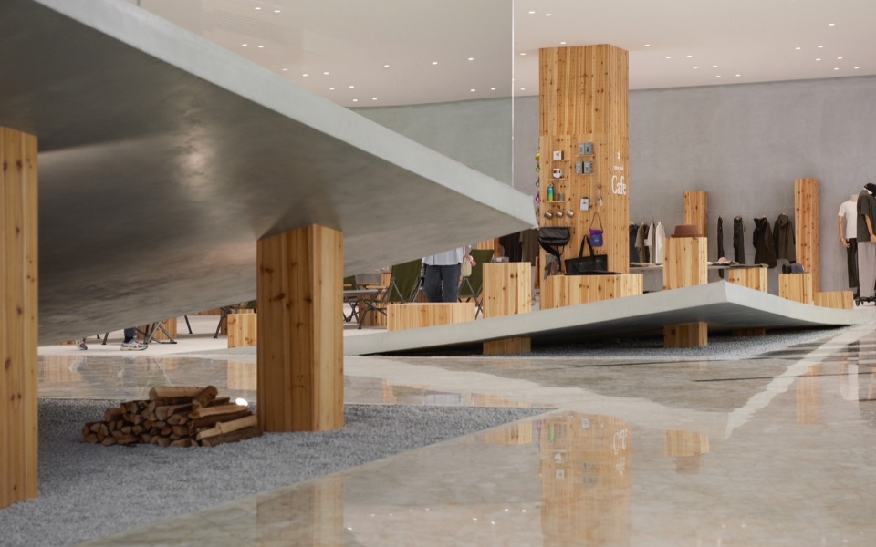 Snow Peak MATRO Department Store Suzhou by KiKi ARCHi