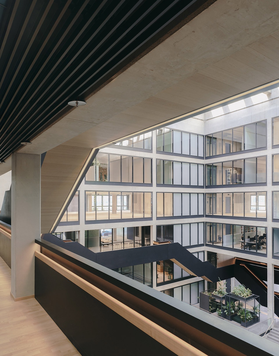 edge hafencity by henn