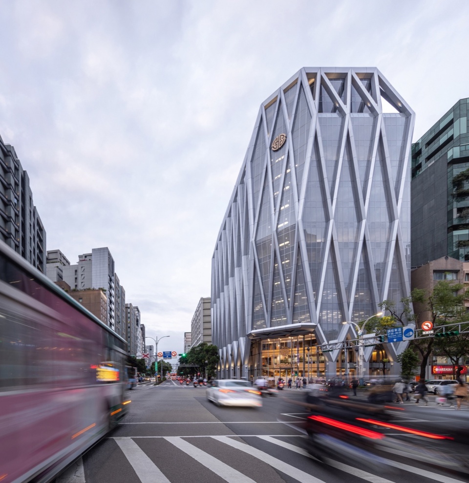 Shanghai Commercial Savings Bank Headquarters