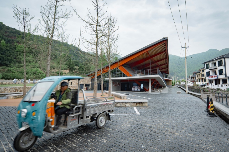 DunAo Rural Governance Academy by Benmo Union Architect Partners