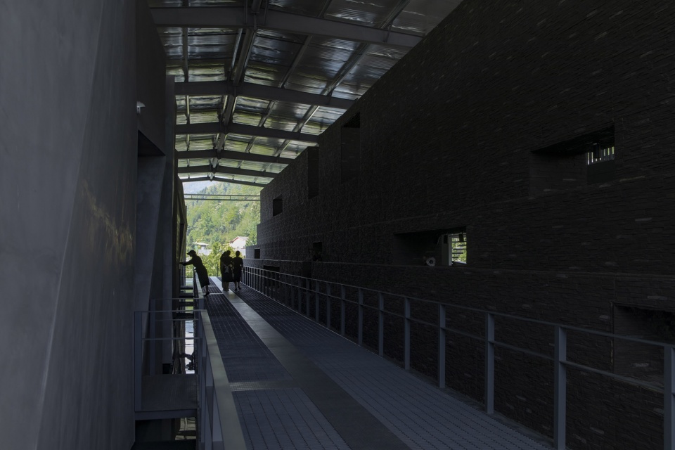 memorial exhibition hall by atelier haode