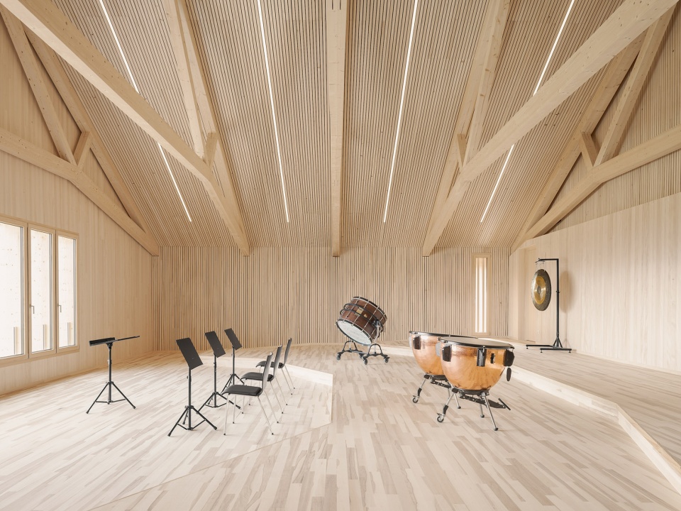 community center langen bei bregenz by mwarchitekten