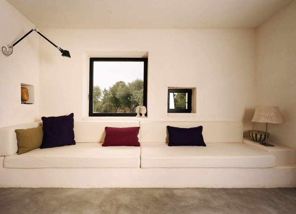 trullo mita by studio8 architects
