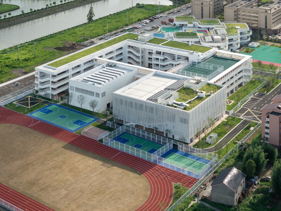 the hetu middle school and the luoshu kindergarten by gom