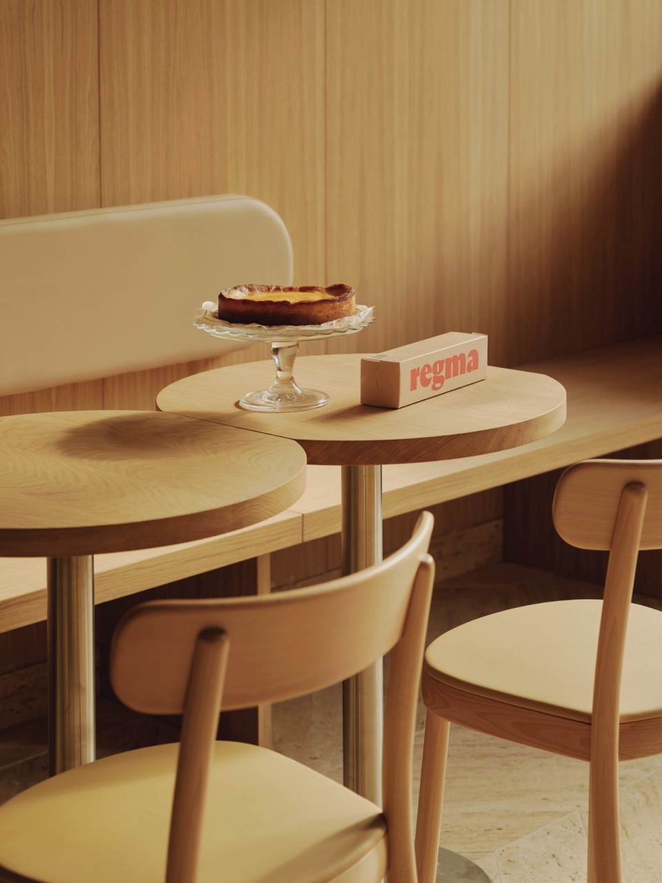 Regma Ice Cream Parlour ZOOCO ESTUDIO