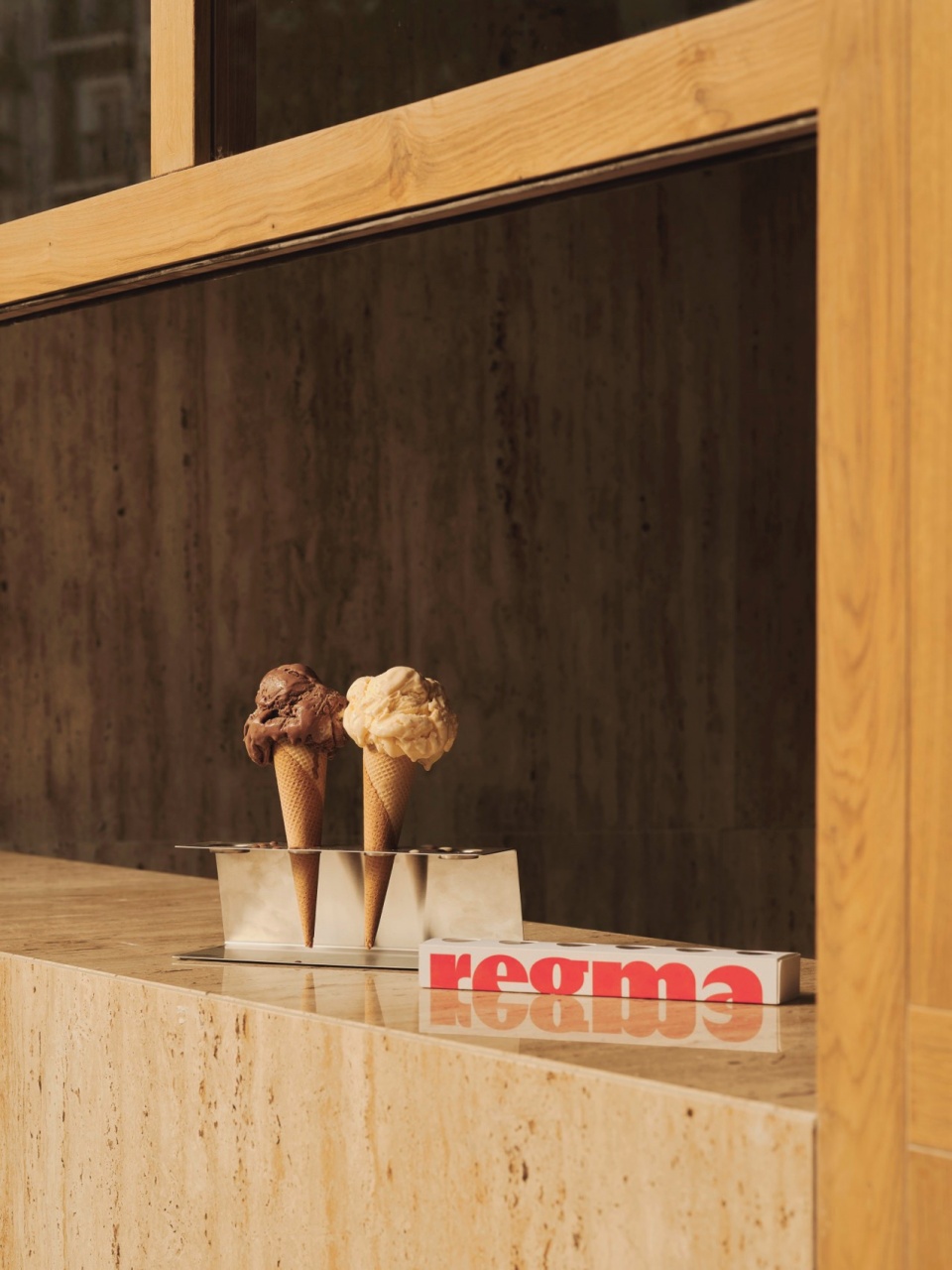 Regma Ice Cream Parlour ZOOCO ESTUDIO