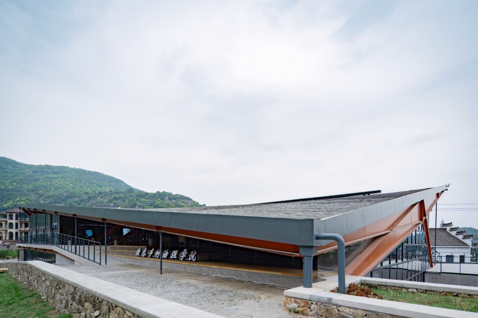 DunAo Rural Governance Academy by Benmo Union Architect Partners
