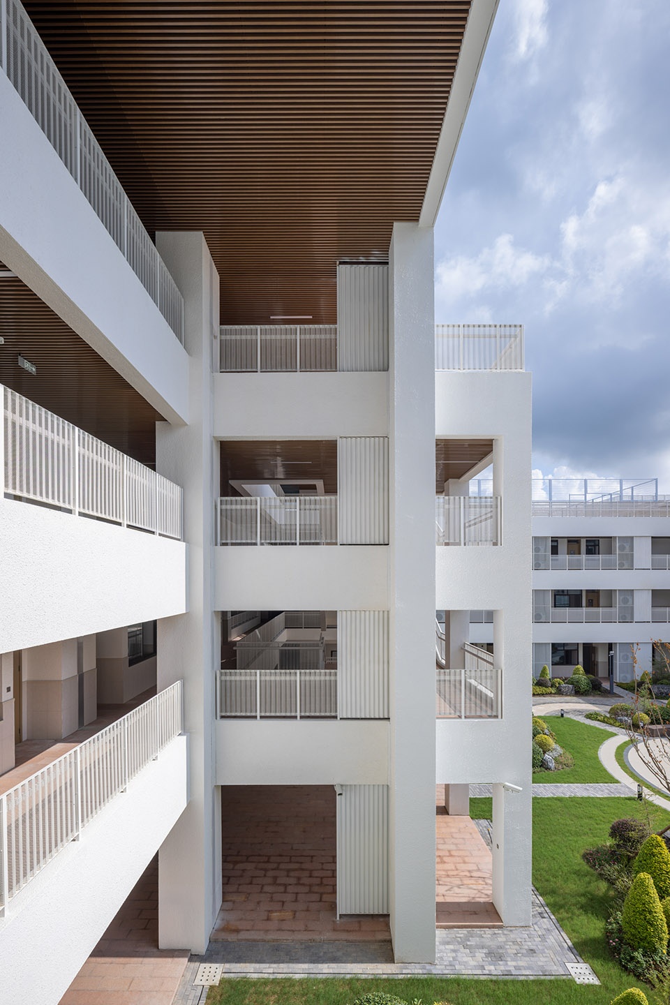 the hetu middle school and the luoshu kindergarten by gom