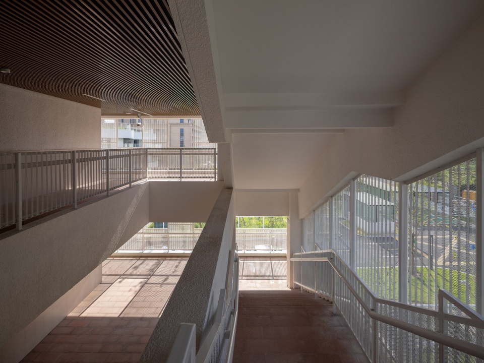 the hetu middle school and the luoshu kindergarten by gom
