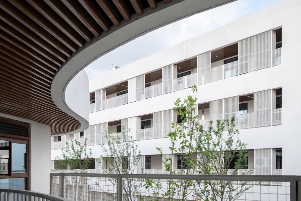 the hetu middle school and the luoshu kindergarten by gom
