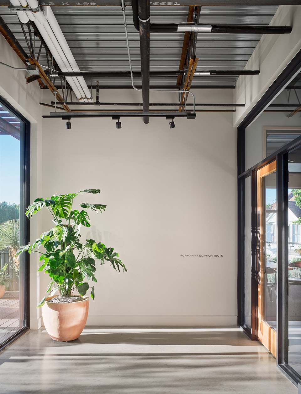 Officeentry13535