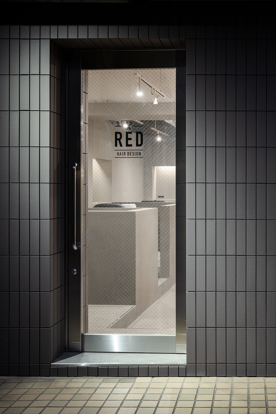 RED 02