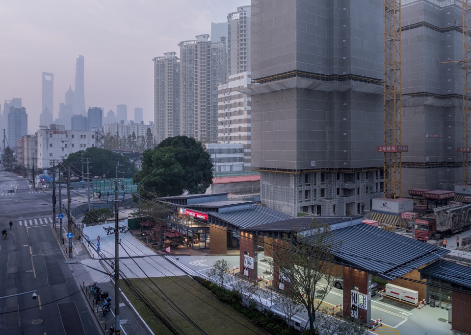 hongkou brick gas station by original design studio