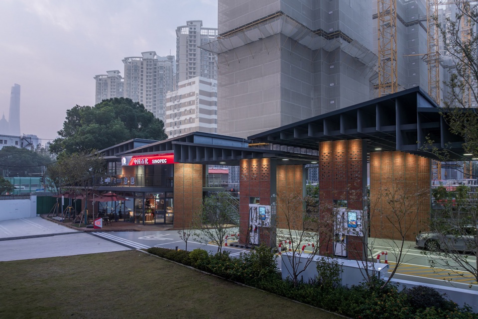 hongkou brick gas station by original design studio
