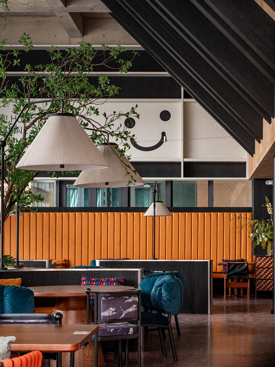 xining im fine first store by guo xin space design