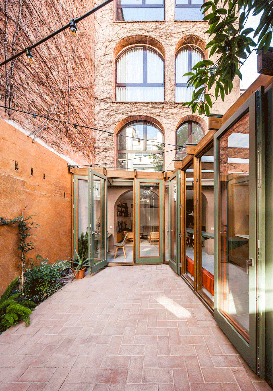 AEB GreenHouse