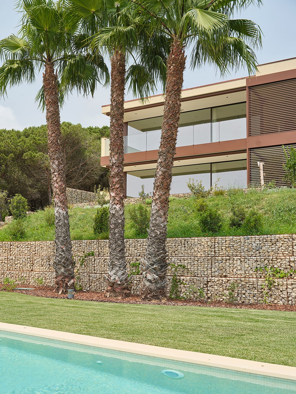 sagaro terrace housing in costa brava by mias architects