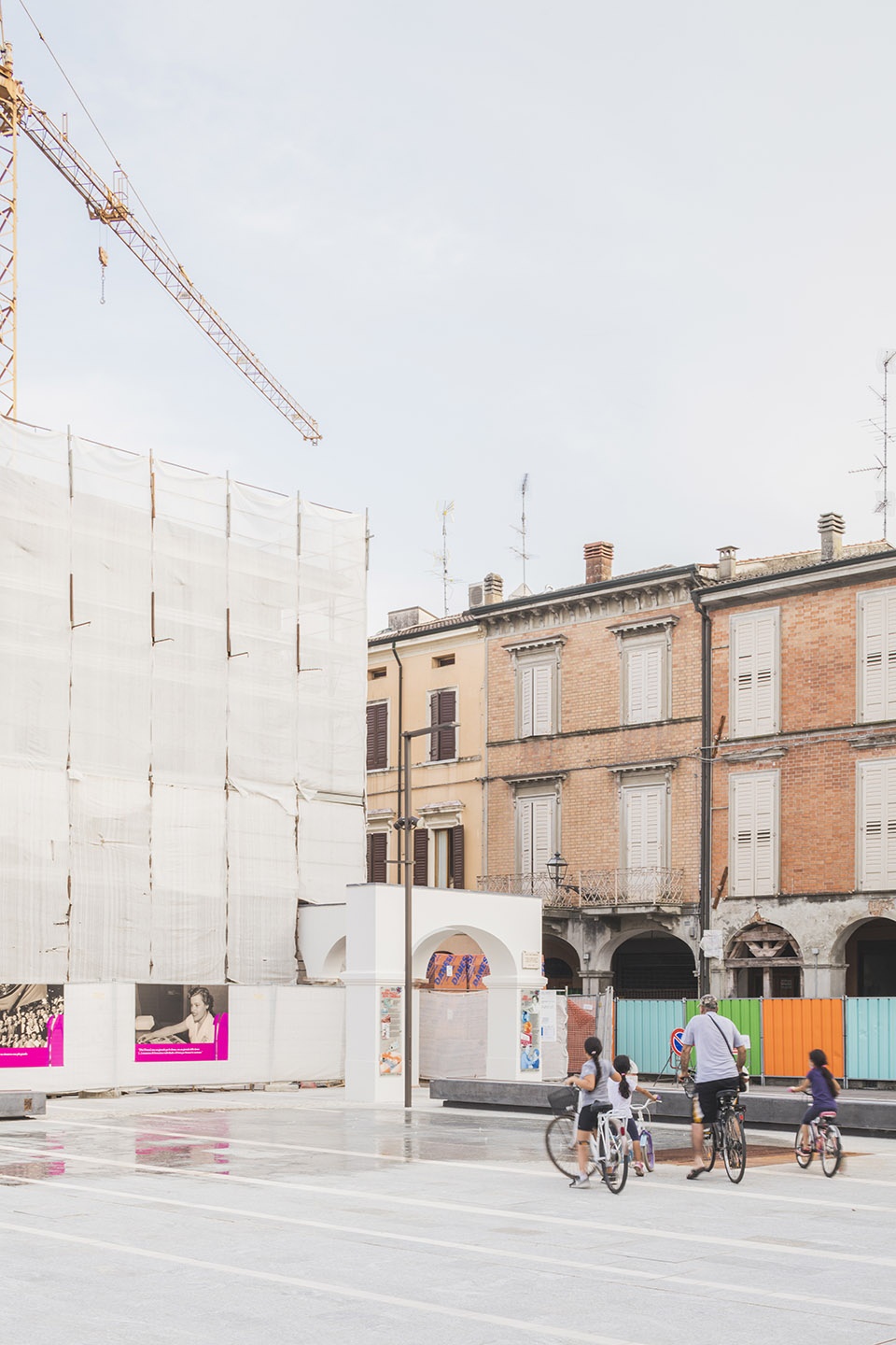 borellini square and palazzo mari by km 429 architecture