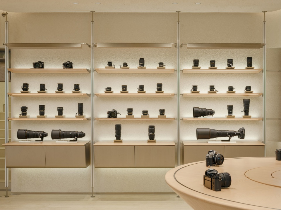 nikon shanghai store 2 0 by lukstudio