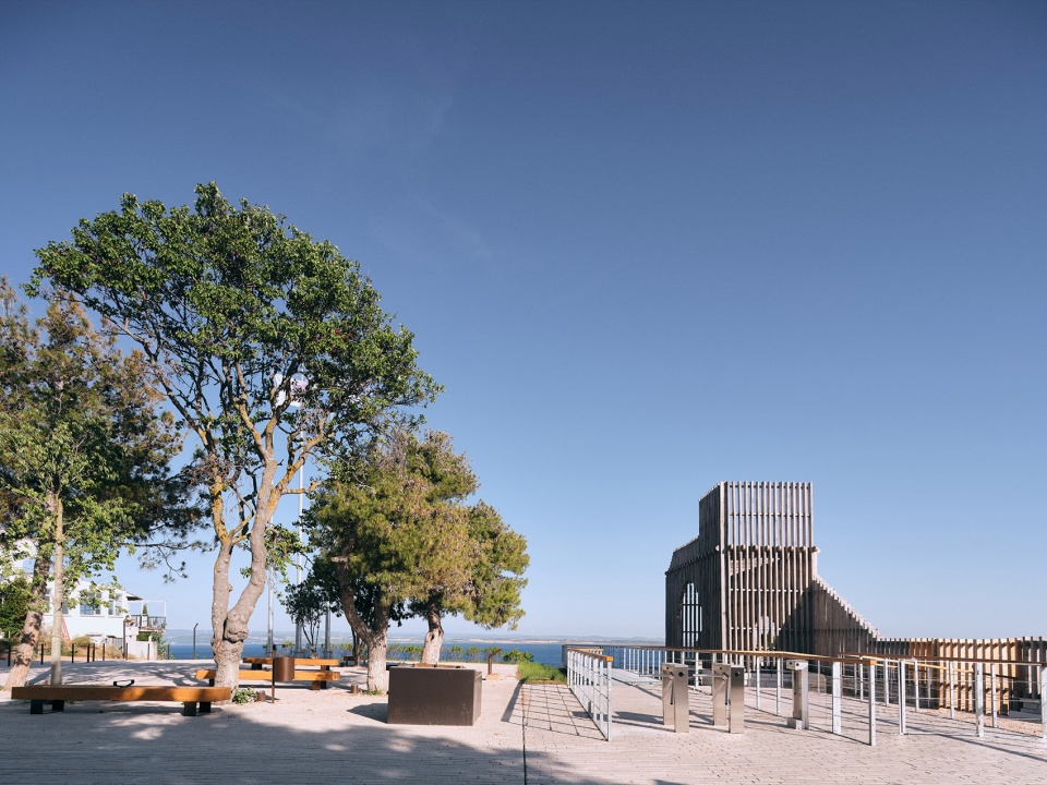 seddulbahir fortress by koop architects