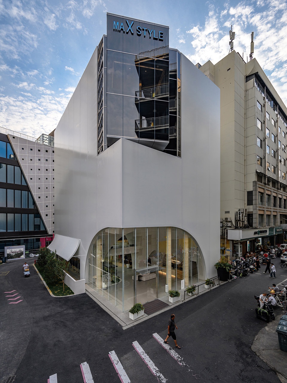 maxstyles sijiqing street flagship store by microcosm design studio