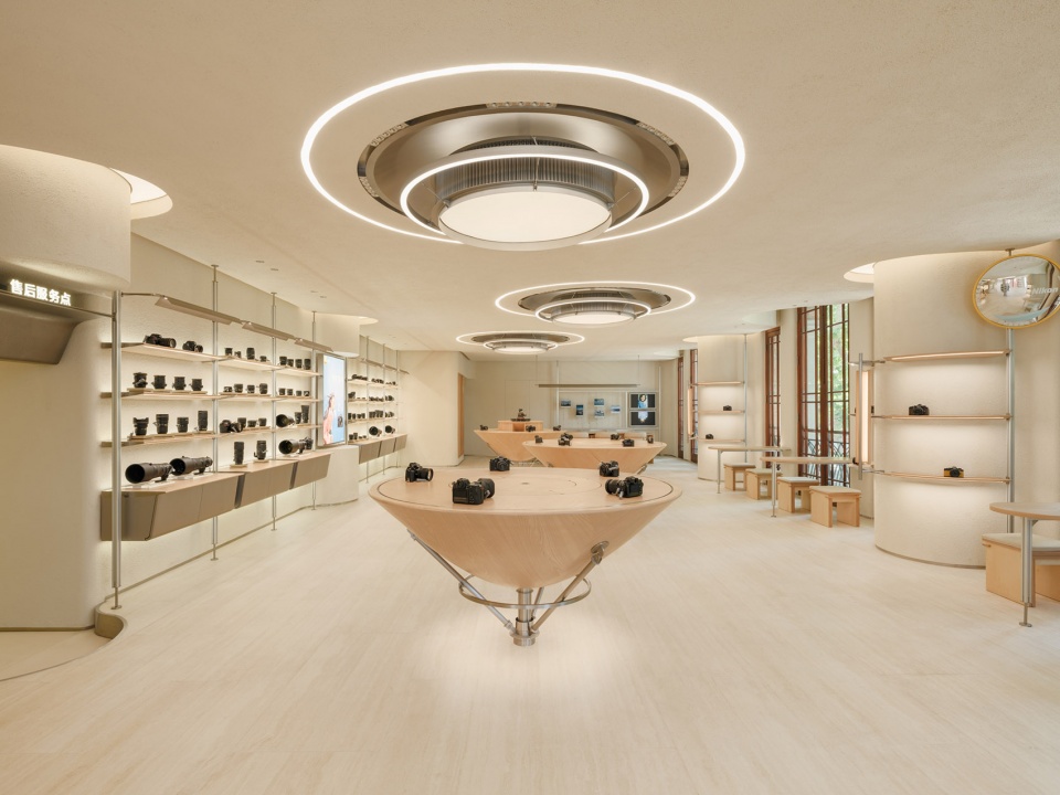 nikon shanghai store 2 0 by lukstudio