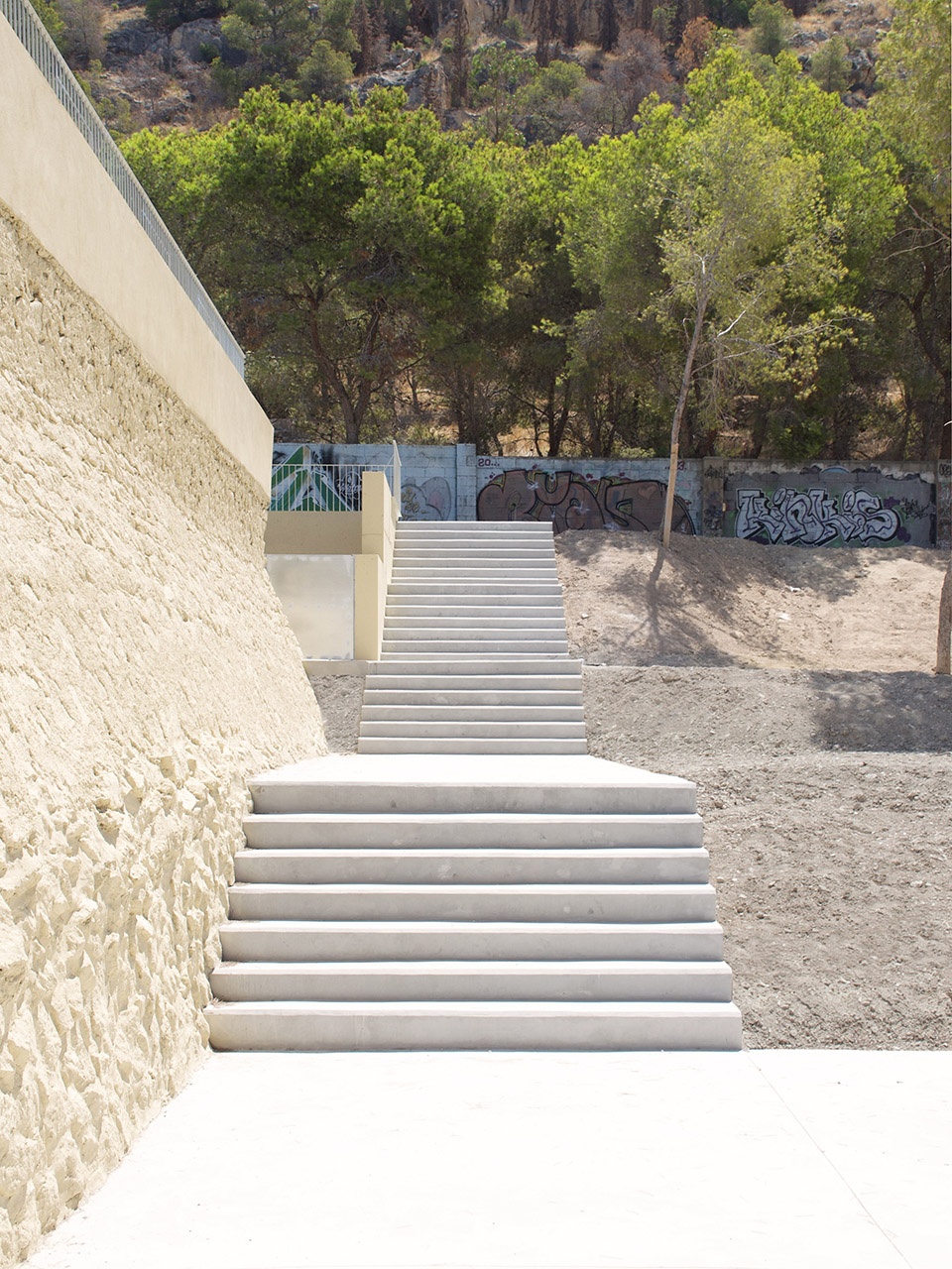 the inmaculada jesuitas school by estudio ubeda valero