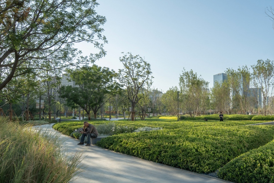 the mixc landscape design by percent landscape design studio