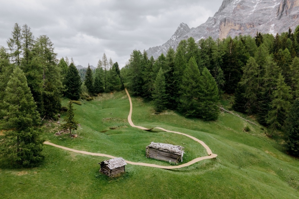 Trace of Land
