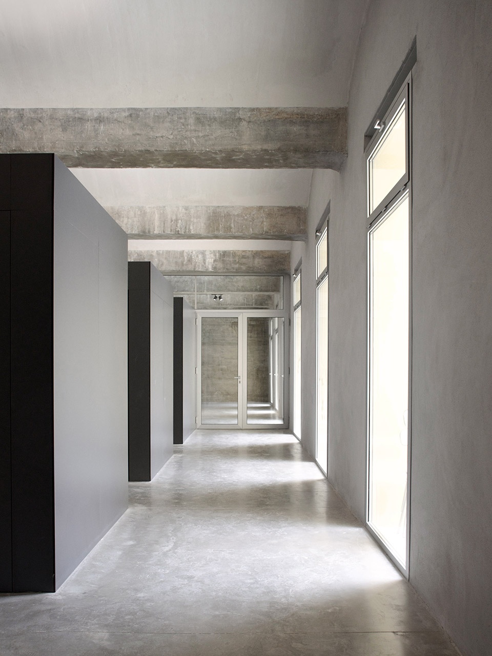 the inmaculada jesuitas school by estudio ubeda valero