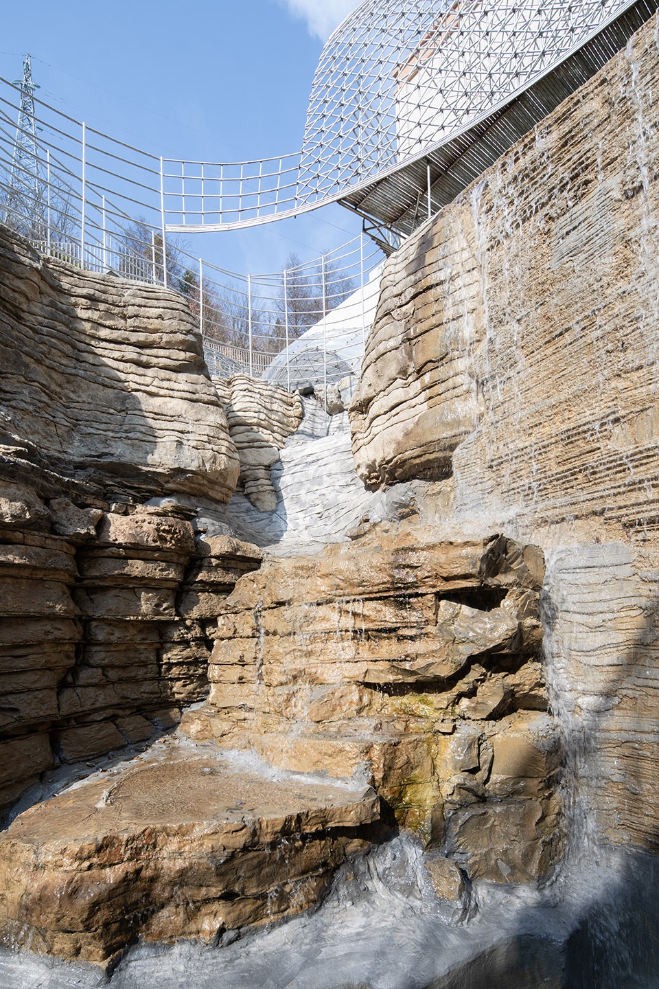 the enshi grotto cafe by kong xiangwei studio