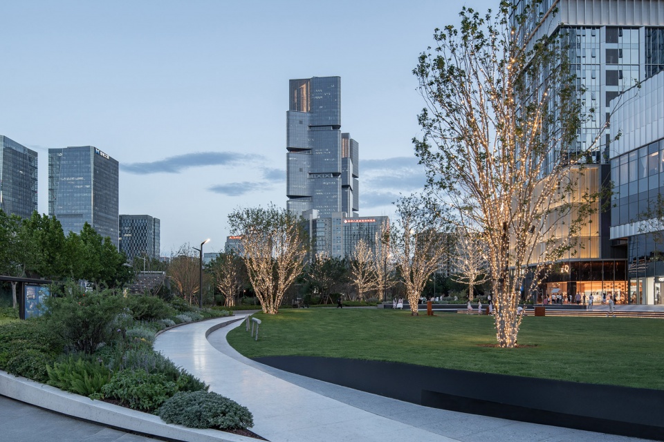 the mixc landscape design by percent landscape design studio