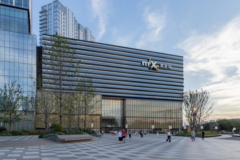 the mixc landscape design by percent landscape design studio