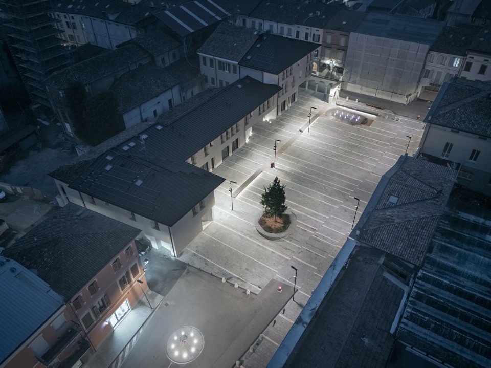 borellini square and palazzo mari by km 429 architecture