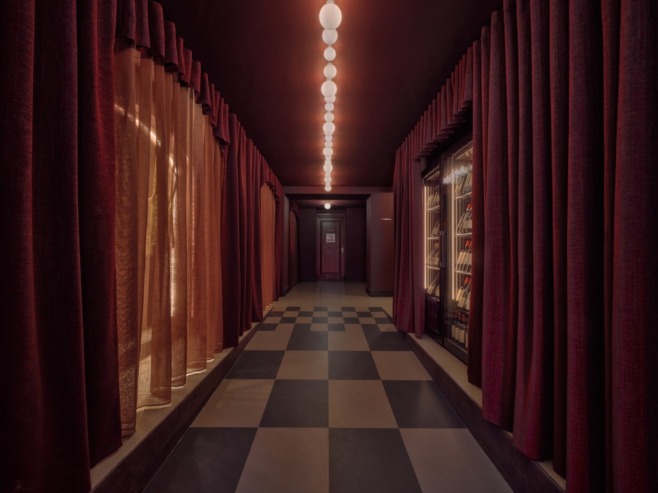 cafe vertigo by studio modijefsky
