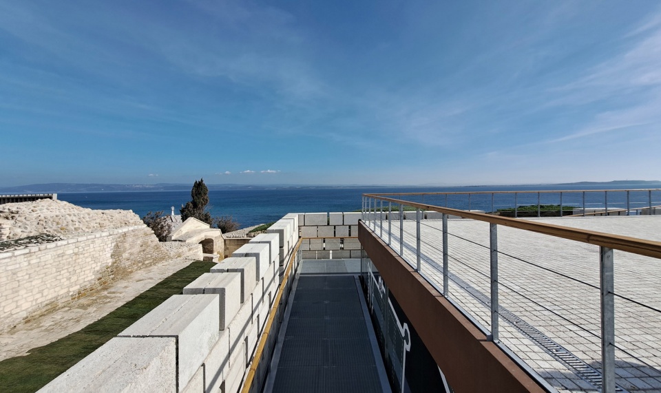 seddulbahir fortress by koop architects