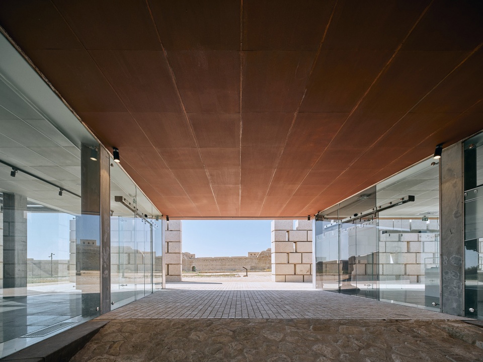 seddulbahir fortress by koop architects