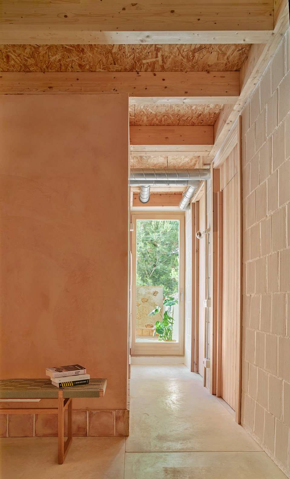 ses veles puigpunyent by alventosa morell arquitectes
