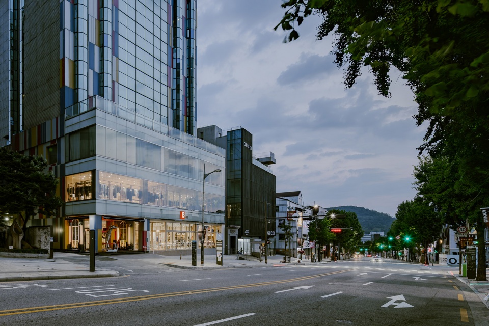 bshop hannam flagship store by kooo architects