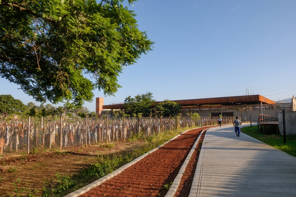 parque primavera oaxaquena cho ndoba by rootstudio