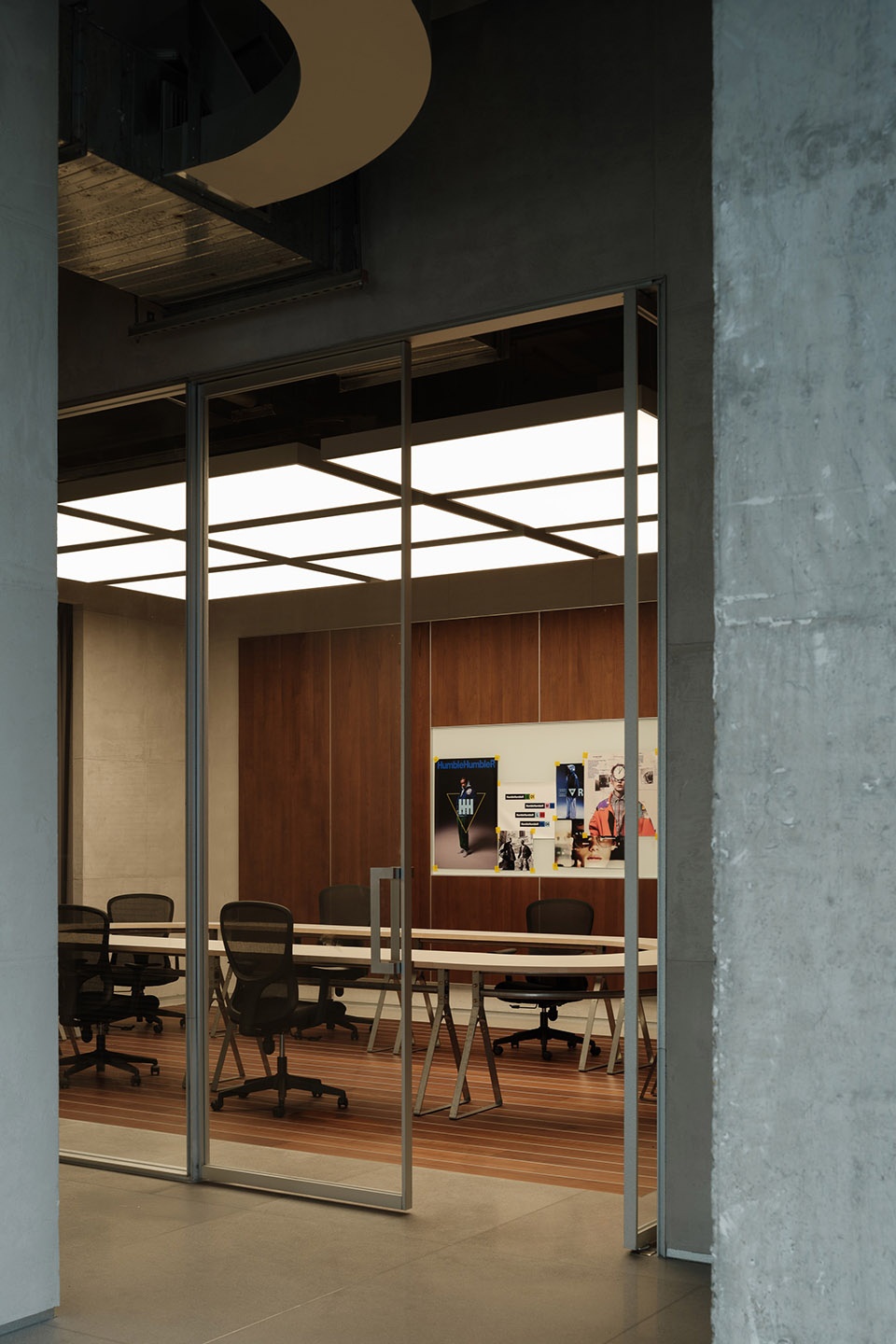 humblehumbler ningbo headquarters showroom by jiyi design