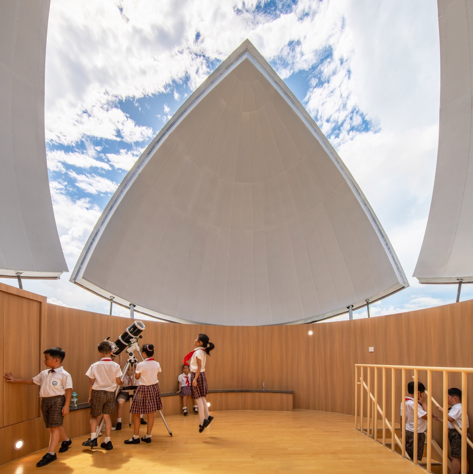 shenzhen haitan school by shenzhen general institute of architecture